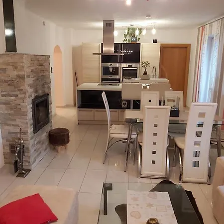 Apartamento Fortuna With Air Conditioning